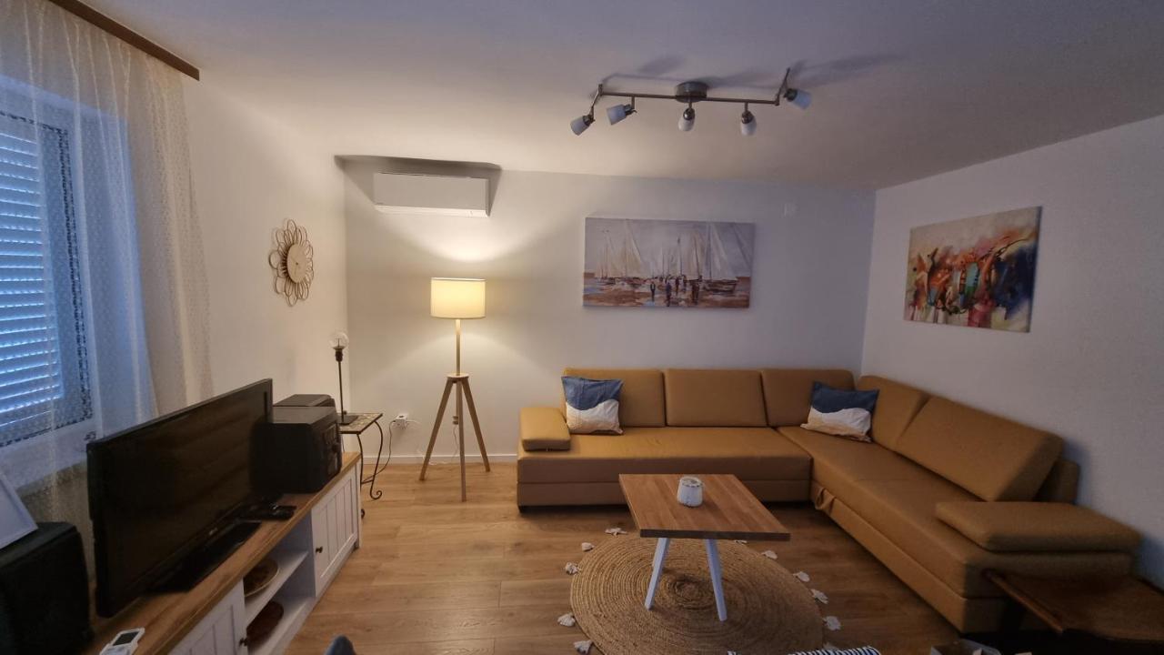 Apartman Z12 Apartment Kornic Ngoại thất bức ảnh