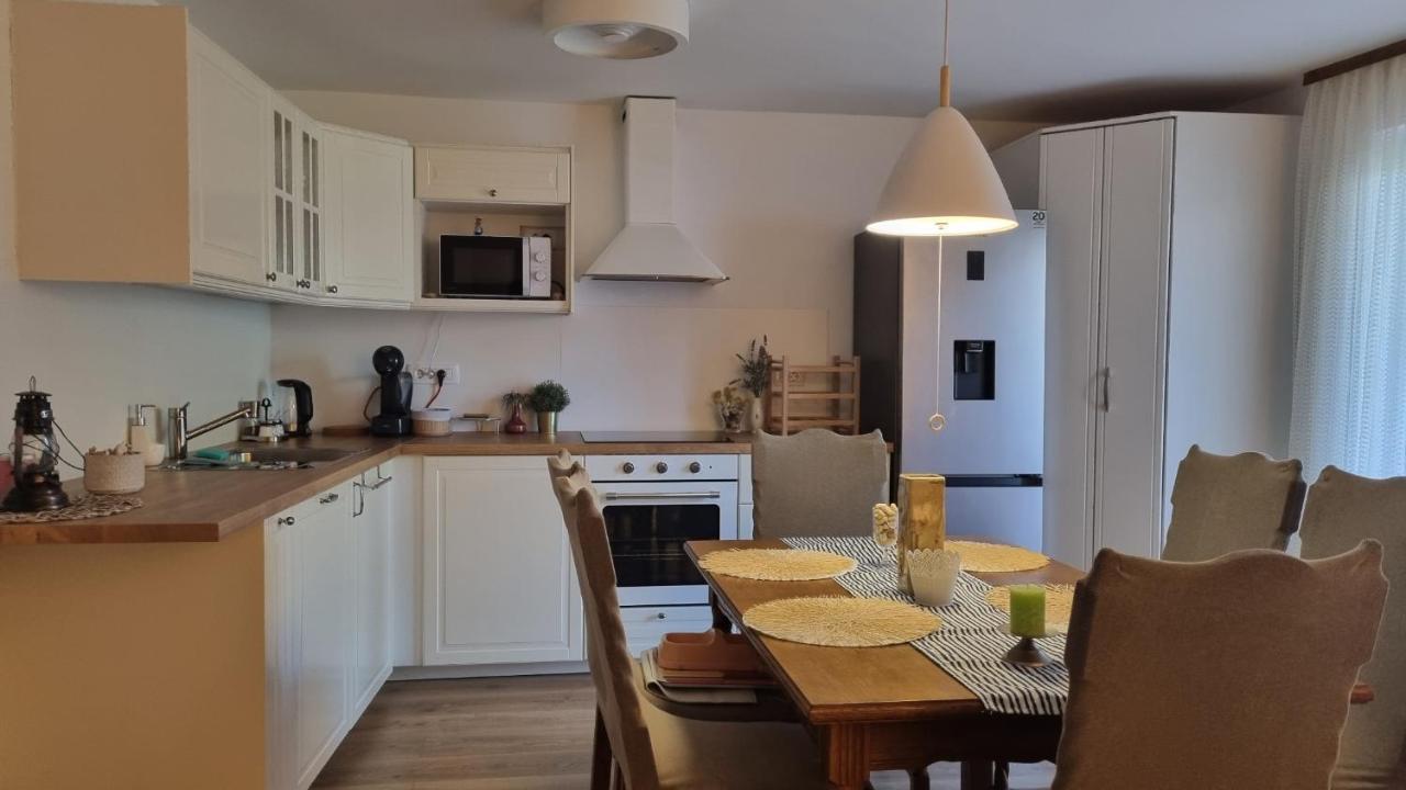 Apartman Z12 Apartment Kornic Ngoại thất bức ảnh